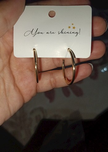 Altın Renkli Minimalist Halka Küpe - Görsel 2