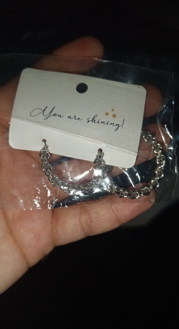 Zincir Detaylı Gold Midi Halka Küpe - Görsel 2