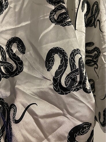 s Beden Saten pijama