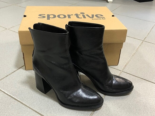 Zara ZARA BOT