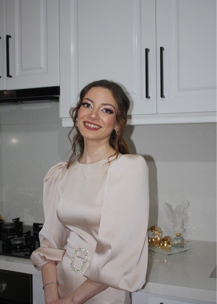 The Elsa Elbise - Görsel 2