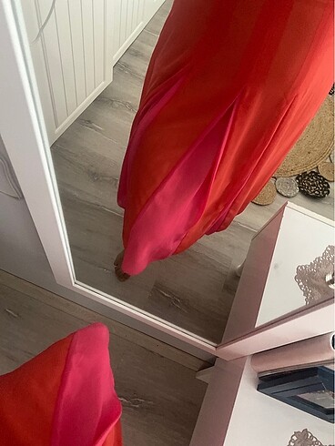 36 Beden turuncu Renk Askılı turuncu midi elbise