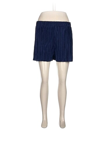 Bershka Mini Şort %70 İndirimli.