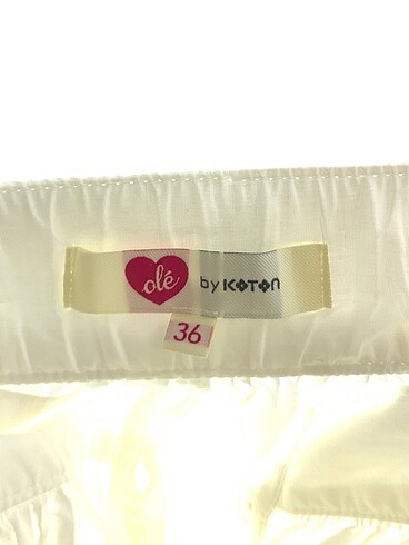 36 Beden beyaz Renk Koton Mini Etek %70 İndirimli.