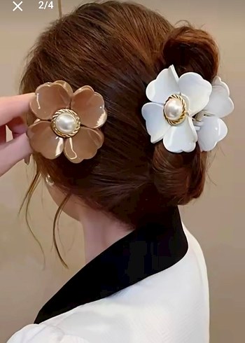 Accessorize Çiçek Desenli Boncuklu Kadın Toka Seti