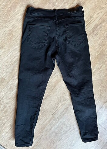 29 Beden siyah Renk Likralı siyah pantolon