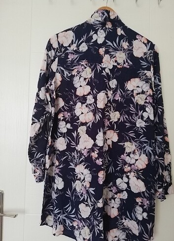 xl Beden Ciçekli Lacivert tunik xl