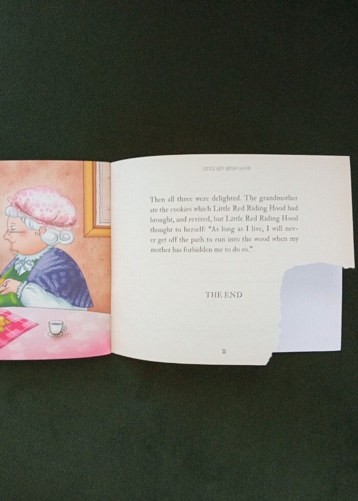 Lıttle Red rıdıng hood ingilizce kitabı  - Görsel 3
