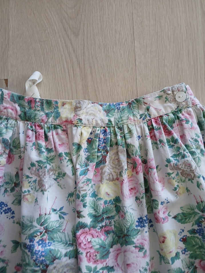 Pembe Çiçekli Pilili Midi Etek - Görsel 2