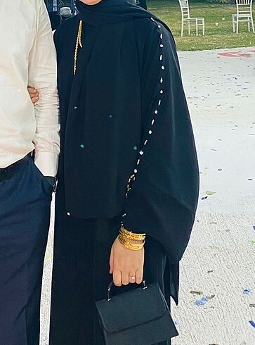 Dubai ipeği abaya