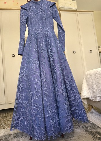 Uzun Kollu İşlemeli Mor Kadın Abiye Elbise - Görsel 4