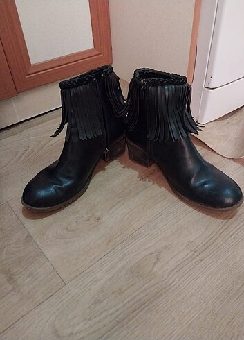 Kadın botu 