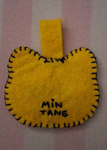 Siyah Kedi Figürlü Anahtarlık BTS SUGA KEDİSİ - Görsel 3