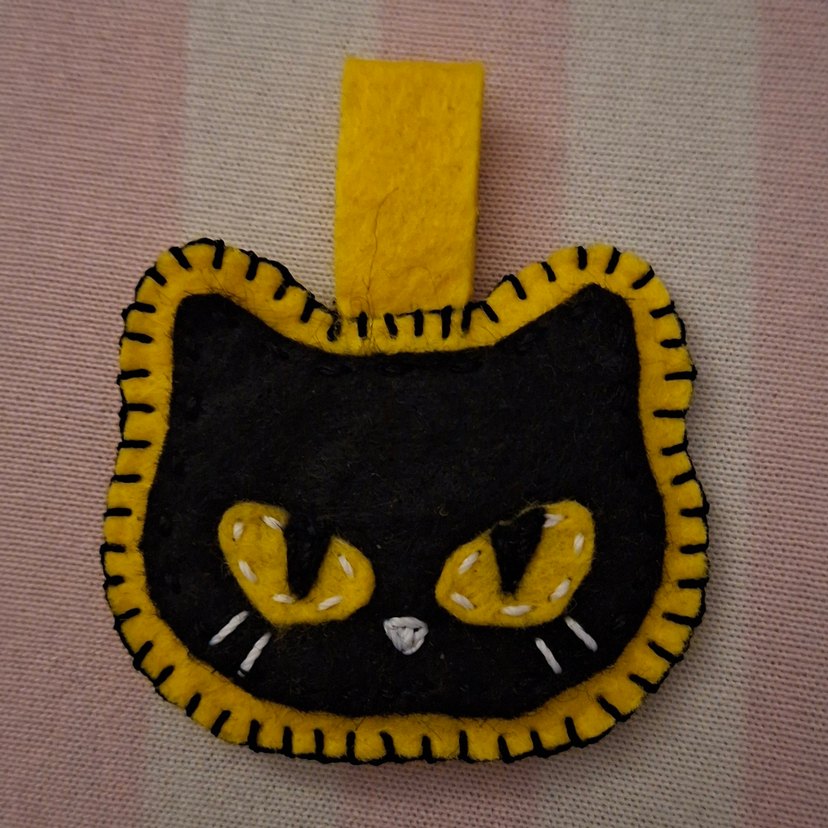 Siyah Kedi Figürlü Anahtarlık BTS SUGA KEDİSİ - Görsel 2