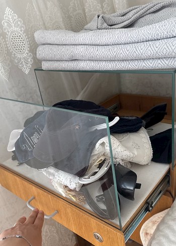 Diğer Kahverengi Gri Camlı Dolap Düzenleyici