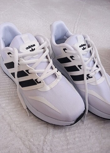 Adidas spor ayakkabı  - Görsel 4