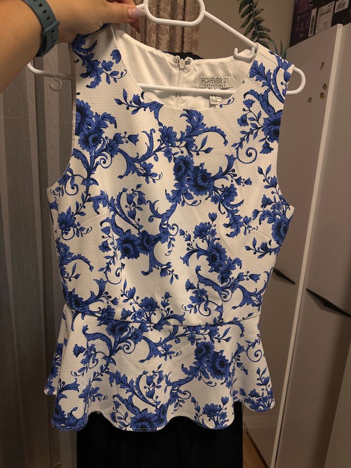 Mavi Çiçek Desenli Dantelli Kolsuz Bluz - Görsel 3