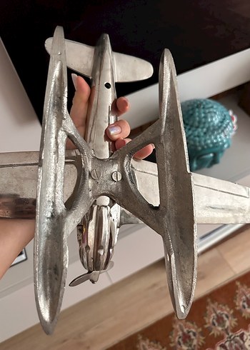 Beden Renk Gri Metalik Uçak Modeli