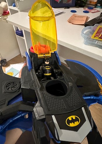 Batman Temalı Mavi Kanatlı Aksiyon Figürü - Görsel 3