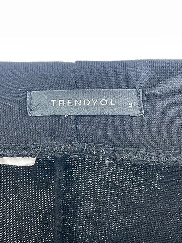 s Beden siyah Renk Trendyol & Milla Tayt / Spor taytı %70 İndirimli.