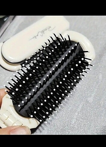 FİYONKLU AYNALI TARAK - Görsel 2