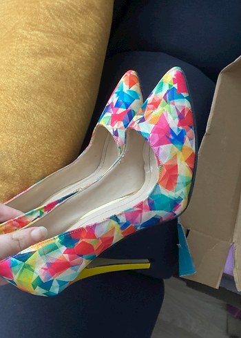 Kadın Çok Renkli Stiletto Topuklu Ayakkabı - Görsel 4