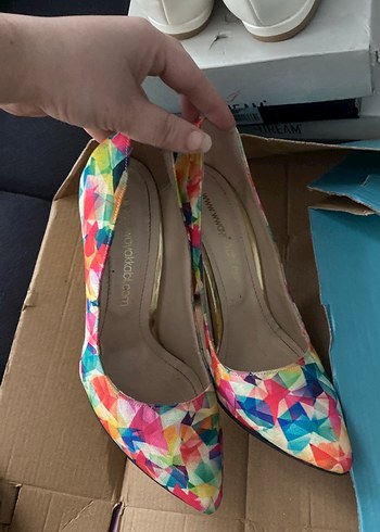 Kadın Çok Renkli Stiletto Topuklu Ayakkabı - Görsel 2