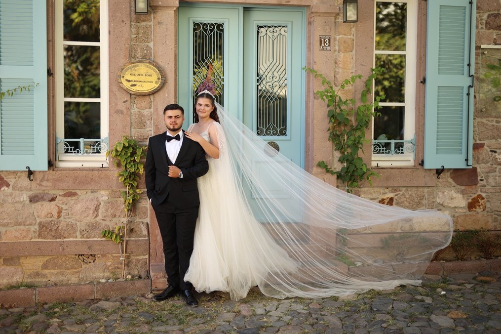 Askılı Beyaz A Kesim Uzun Gelinlik - Görsel 4