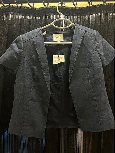 Crop blazer