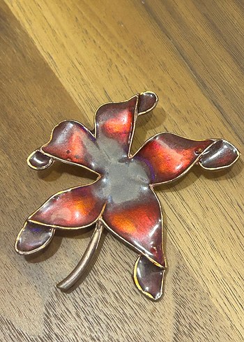 BAKIR Çiçek Desenli Broş - Görsel 2