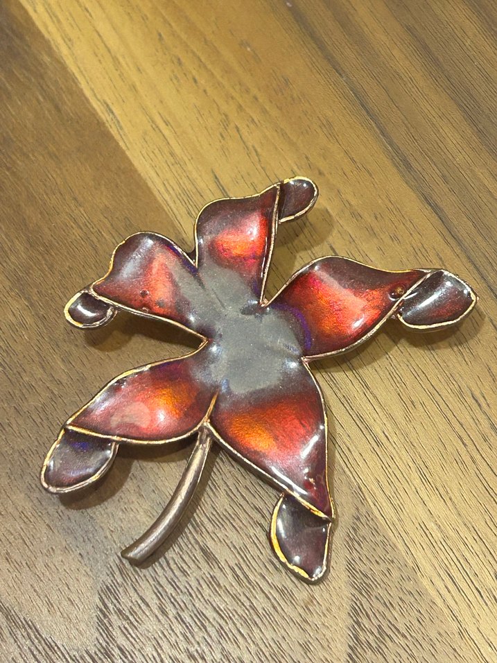 BAKIR Çiçek Desenli Broş - Görsel 2
