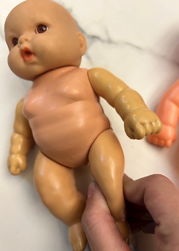 Pastel Bej Bebek Figür Oyuncak - Görsel 2