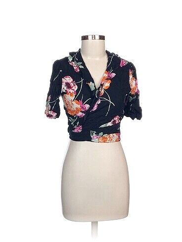 BSL FASHION Bluz %70 İndirimli.