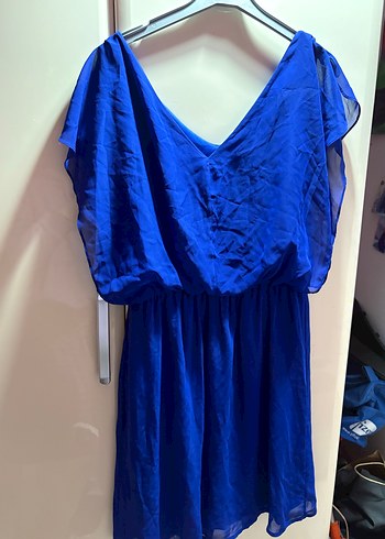 Mavi V Yaka Dökümlü Elbise - Görsel 4