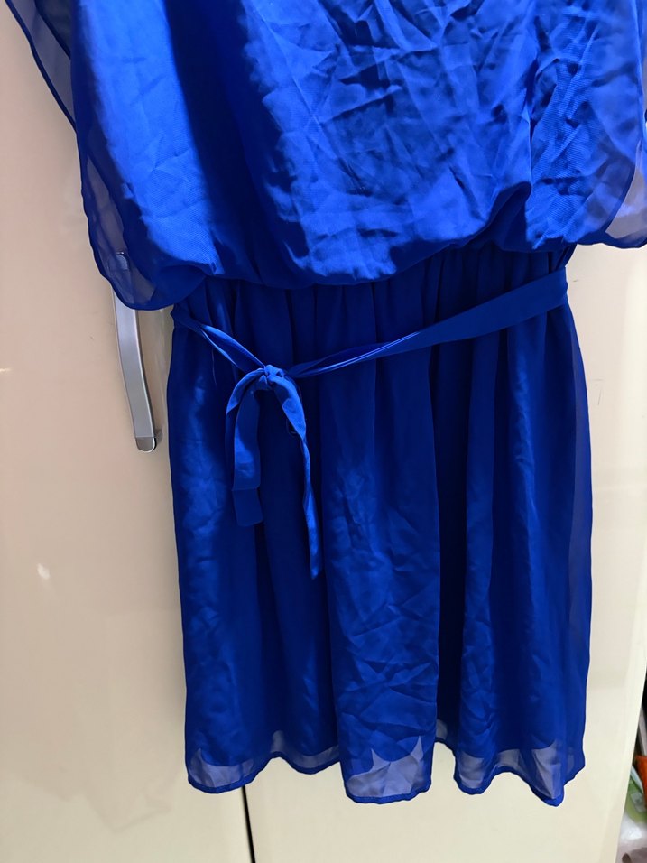 Mavi V Yaka Dökümlü Elbise - Görsel 3