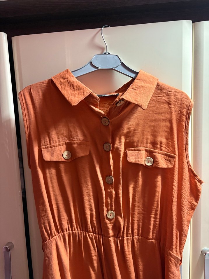 Düğmeli Kolsuz Midi Keten Elbise - Görsel 2