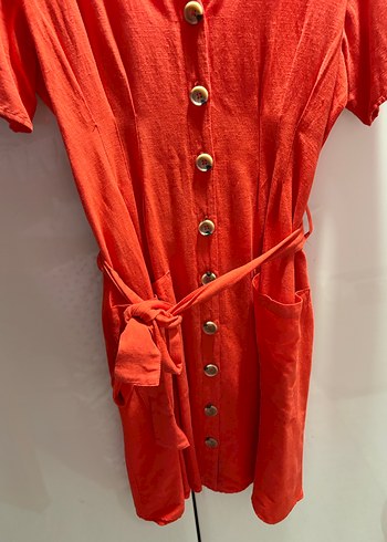 Kırmızı Düğmeli Midi Keten Elbise - Görsel 4