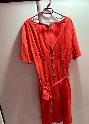 Kırmızı Düğmeli Midi Keten Elbise - Görsel 2