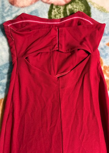 abiye kırmızı straplez uzun kuyruklu elbise - Görsel 7