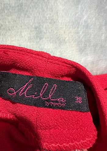 abiye kırmızı straplez uzun kuyruklu elbise - Görsel 8