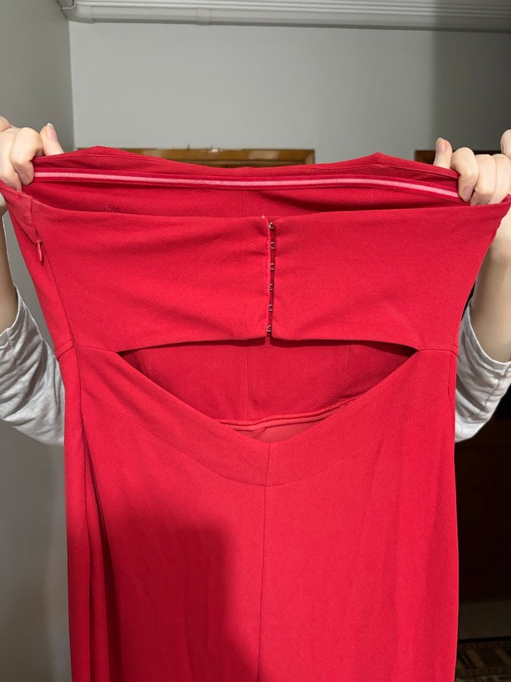 abiye kırmızı straplez uzun kuyruklu elbise - Görsel 4