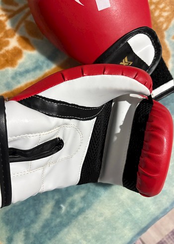 Kırmızı Deri Boks Eldiveni - Görsel 2
