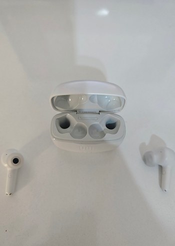 JBL 215 TWS Beyaz Bluetooth Kulaklık