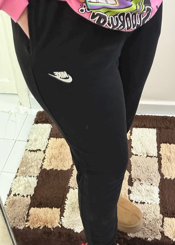 Siyah Rahat Kesim Eşofman Altı - Görsel 3