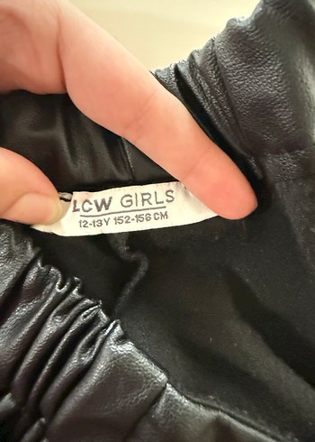 Kemerli Siyah Deri Mini Etek - Görsel 4