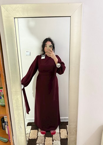 Bordo Nakışlı Uzun Kollu Tesettür Elbise - Görsel 8