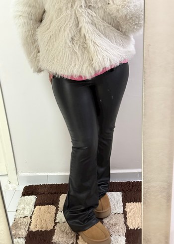 Siyah Deri  Kadın Pantolon - Görsel 4