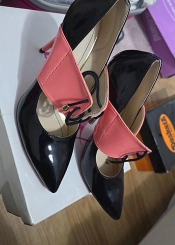 Pembe Tokalı Stiletto Topuklu Kadın Ayakkabı - Görsel 5