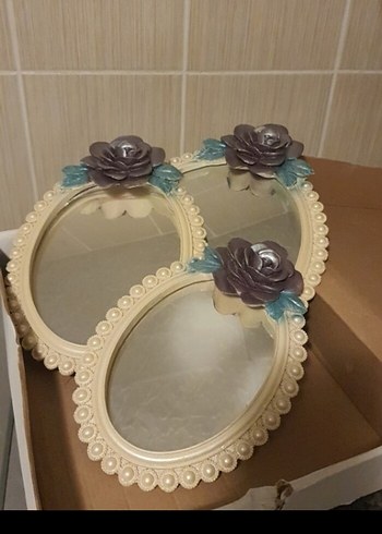 Bej Çerçeveli Oval Ayna Gül Detaylı - Görsel 3