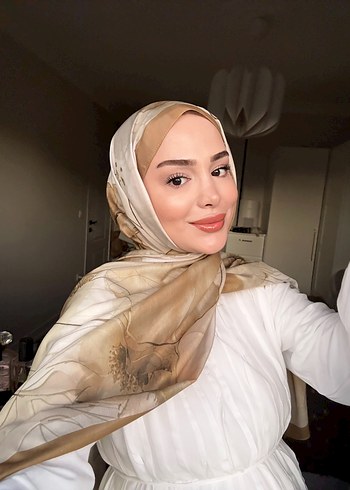 Bej Kadın İpek Görünümlü Bohem Drape Şal